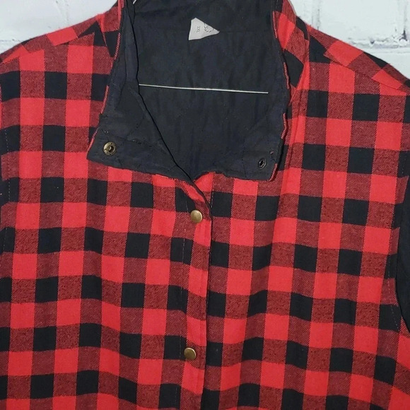 Sunshine & Rodeos Red & Black Buffalo Plaid Quilted Snap Vest, Size 2xl - Picture 3 of 7